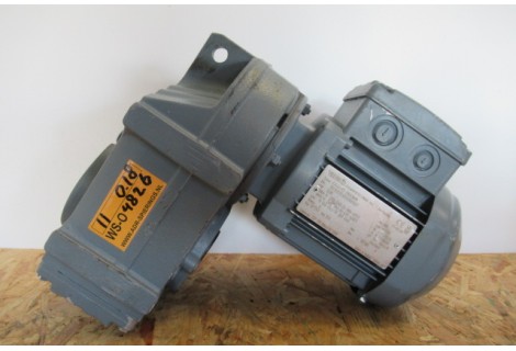11 RPM  0,18 kW Asmaat 30 mm. Unused